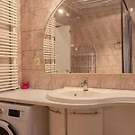 Appartement Spacious With A Balcony In Bielany Warschau